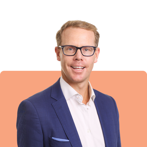 Daniel W. Headshot
