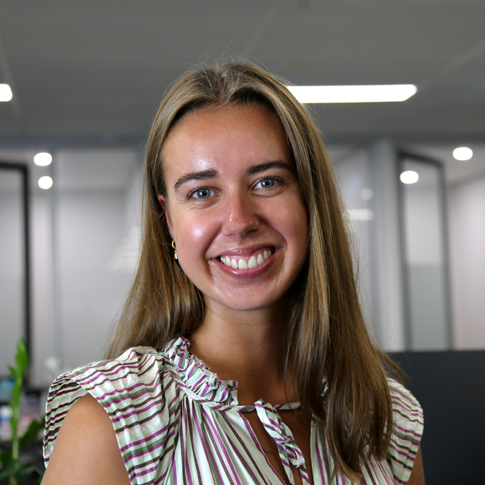 Mikayla Smith_Headshot_Tranzformd